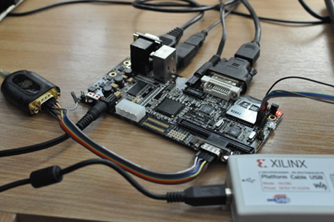 FPGA Arcade with JTag and Serial cables attached